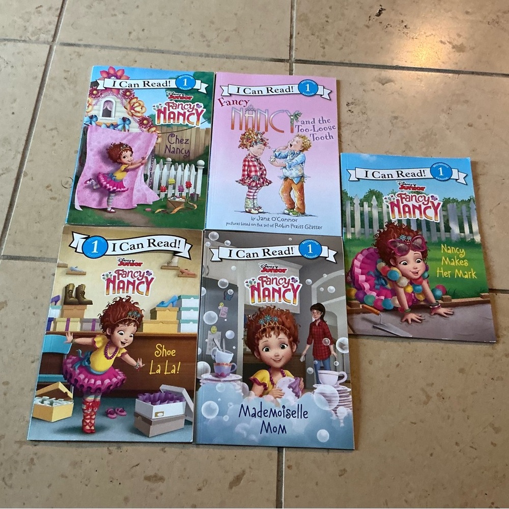 Fancy Nancy Children's Book Set